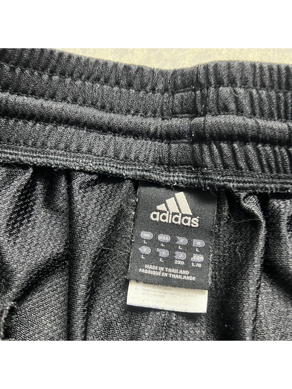 Y2K Adidas Baggy Gym Shorts Sz. L Striped Basketball Shiny Dazzle Sportswear - Picture 5 of 8